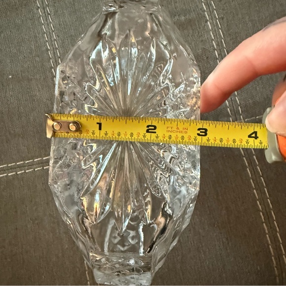 Glass Crystal Decanter for Whiskey & Spirits - Picture 10 of 10